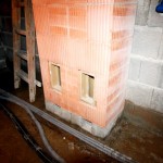 Die Damen waren mit ihrem Einreichplan bei Lambert Tongits, wurden zu Bauleistungen beraten. Der Kamin ist ein Planungsfehler, der Bodenaufbau verdeckt die Entwässerungsrohre, ein Behälter findet keinen Platz mehr Die Damen waren mit ihrem Einreichplan bei Lambert Tongits, wurden zu Bauleistungen beraten. Der Kamin ist ein Planungsfehler, der Bodenaufbau verdeckt die Entwässerungsrohre, ein Behälter findet keinen Platz mehr